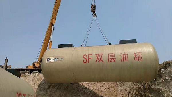 陜西雙層油罐安裝現場
